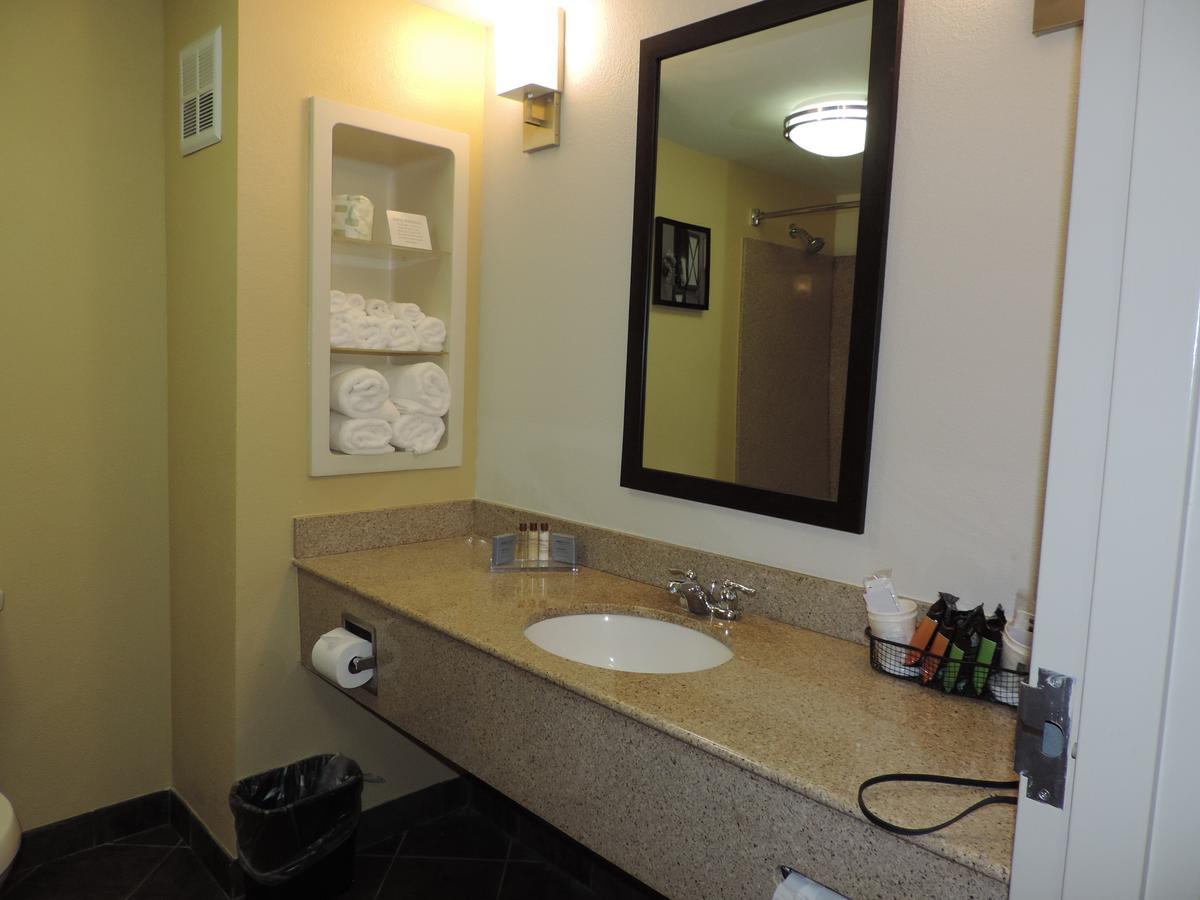 Wingate By Wyndham Bowling Green Bagian luar foto