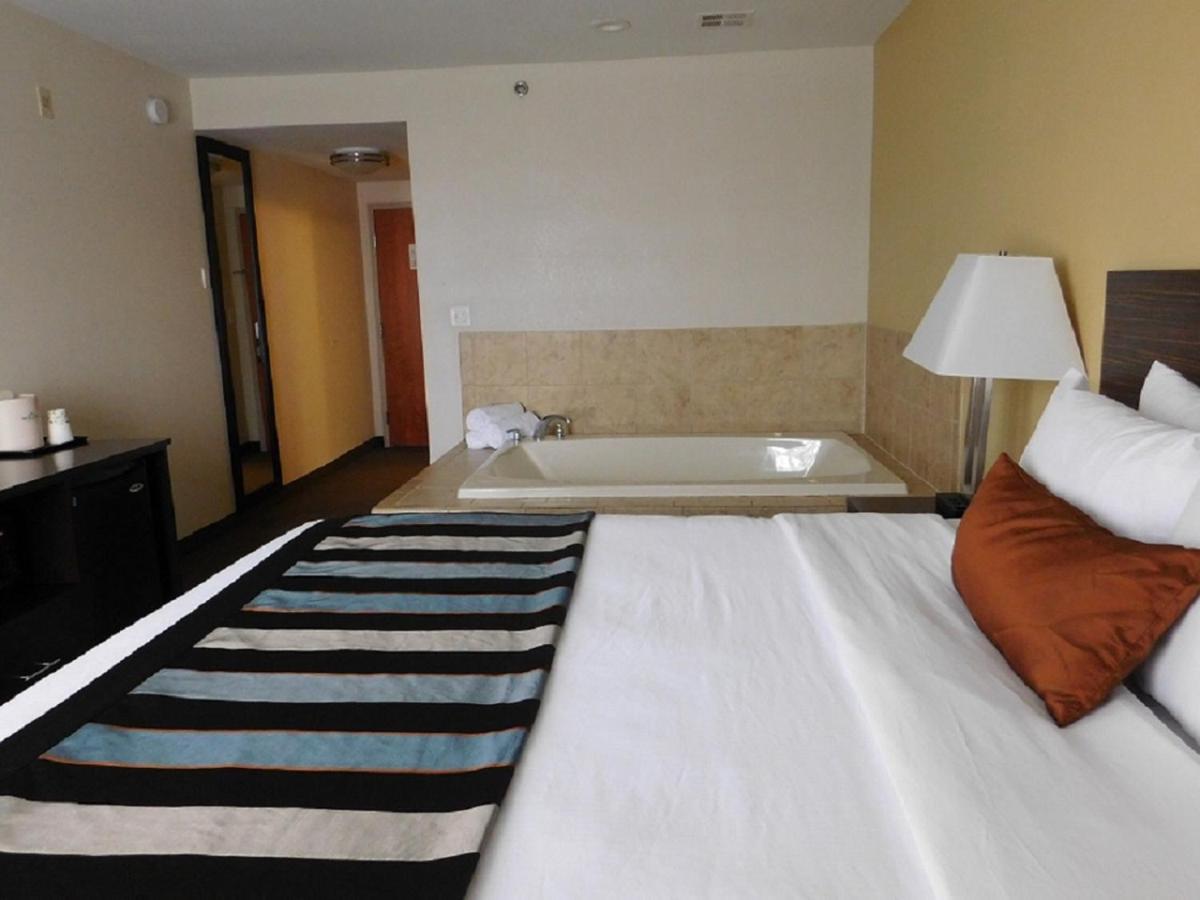Wingate By Wyndham Bowling Green Bagian luar foto